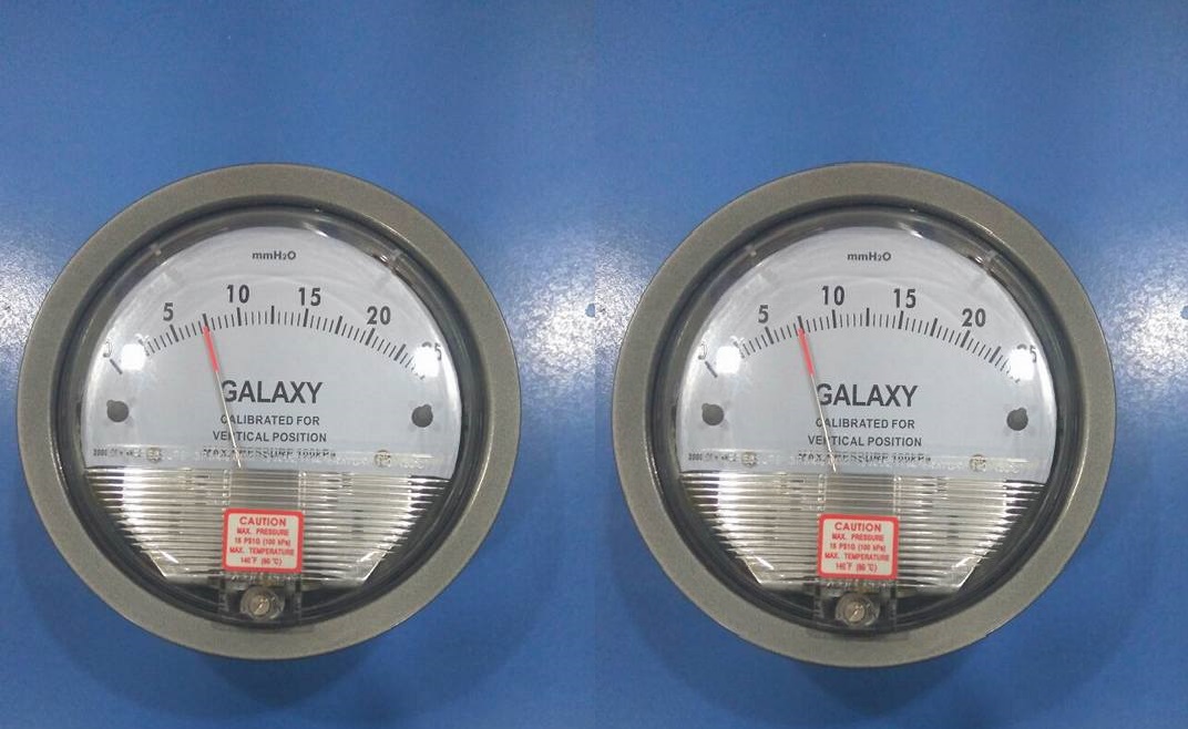 94-Galaxy Differential Pressure Gauge